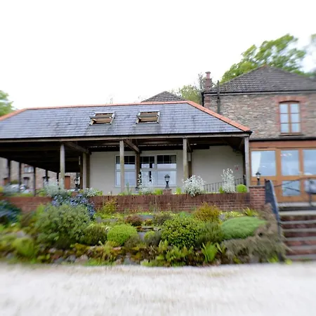 Little Fox Hotel 4*